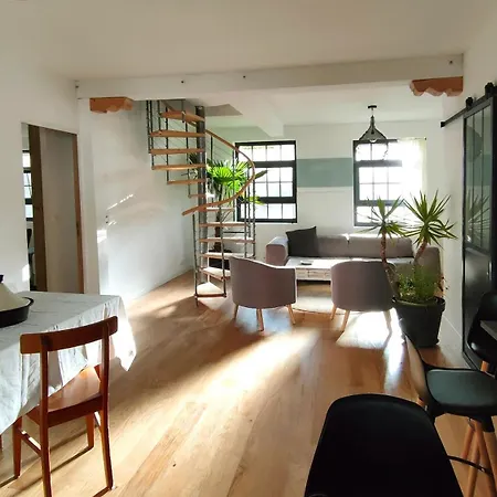 Rum i privatbostad Loft Frontiere Montagne Et