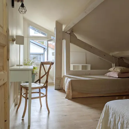 Loft Frontiere Montagne Et Rum i privatbostad Urrugne